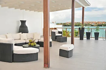 Blue Point Villa St. George's