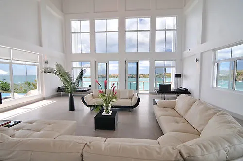 Blue Point Villa St. George's